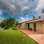 Panelios Borgo Vacanze Resort 3*