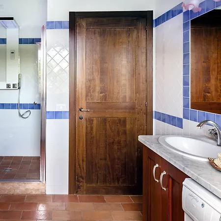 Panelios Borgo Vacanze 3*