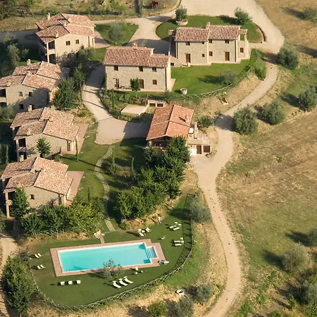Station touristique Panelios Borgo Vacanze 3*