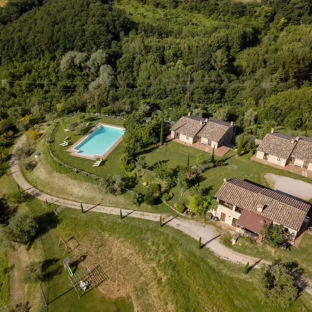 Station touristique Panelios Borgo Vacanze 3*