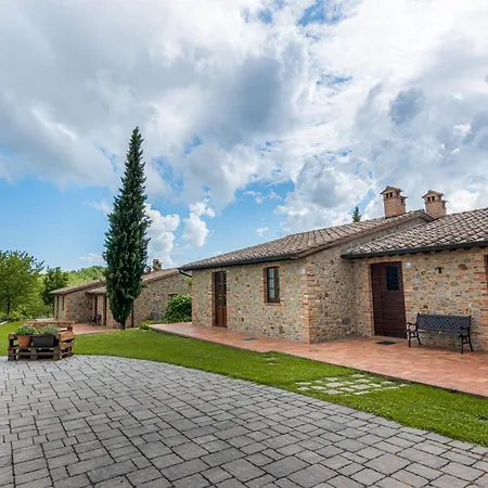 Panelios Borgo Vacanze Station touristique 3*